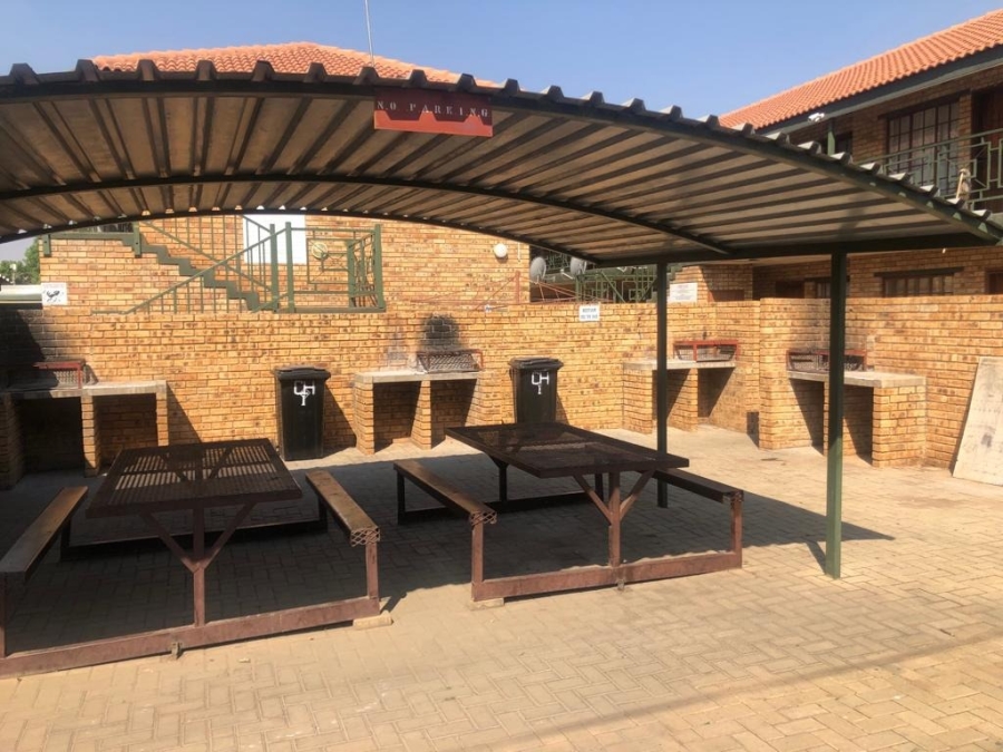 2 Bedroom Property for Sale in Die Bult North West